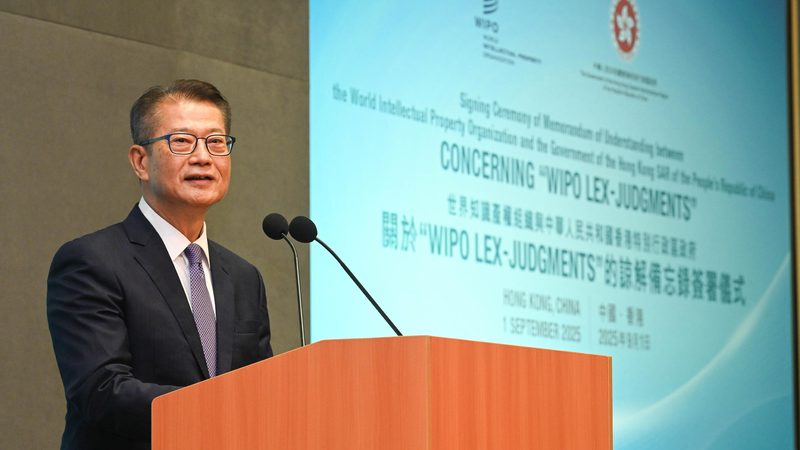 版权登记证书本身并没有固定的有效期，它通常与著作权保护期限一致。具体来说：